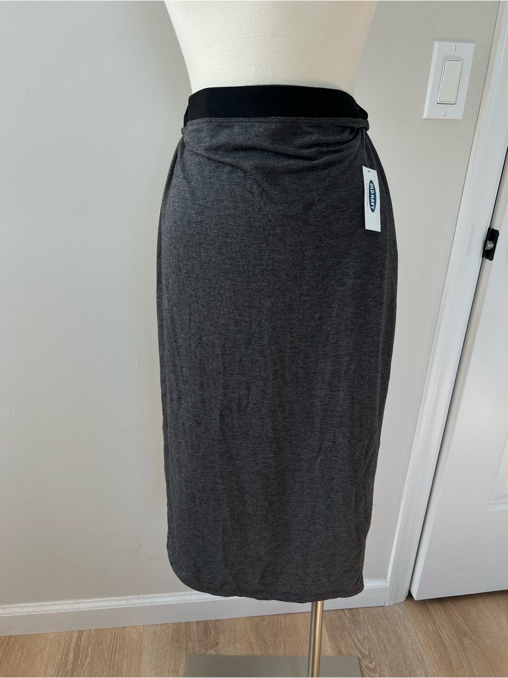 Banana Republic Charcoal Gray Midi Pencil Skirt with Black Waistband